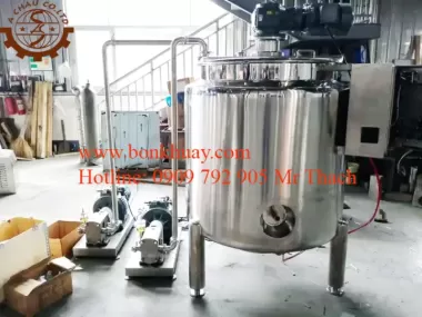 Bồn khuấy gia nhiệt phân bón kết hợp bơm tuần hoàn